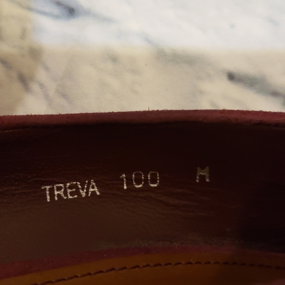 Donald J Pliner | Treva Cranberry suede heel in size 10 - Picture 9 of 9